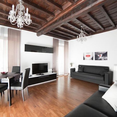 64 Suites Apart Rome Bilik gambar
