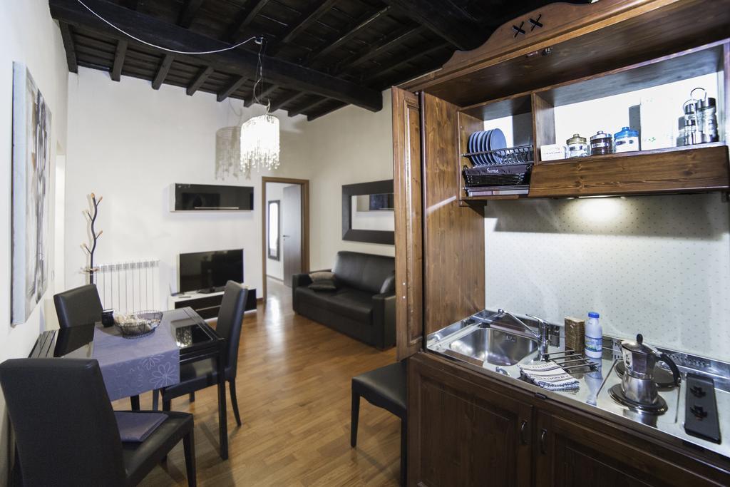 64 Suites Apart Rome Bilik gambar