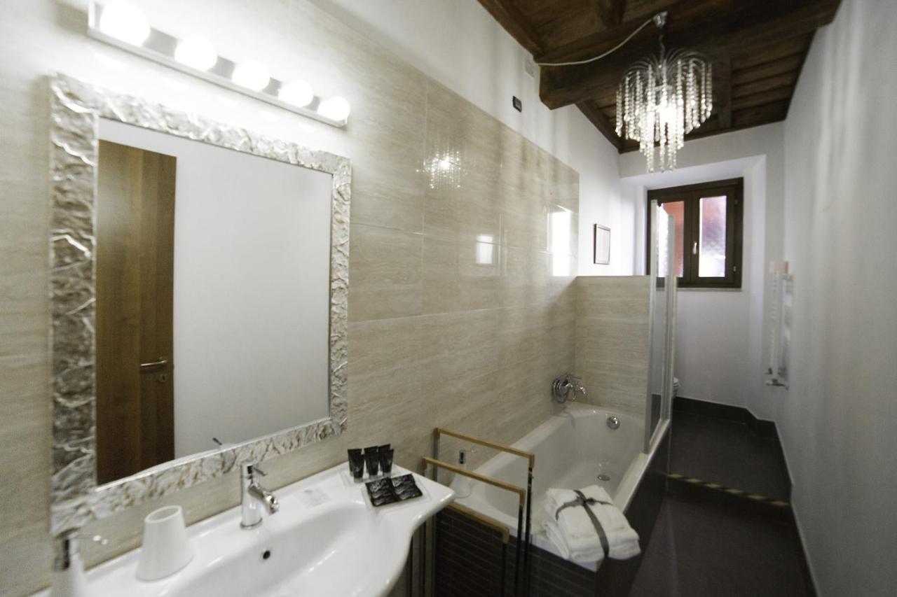 64 Suites Apart Rome Bilik gambar